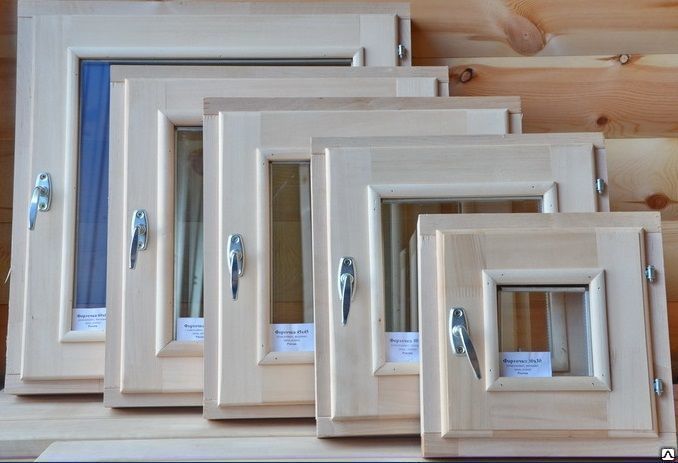 Окно деревянное 0,3*0,3 стеклопакет
