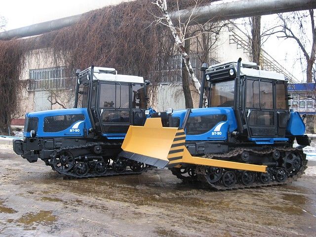 Гусеничный трактор Агромаш 90ТГ 2000