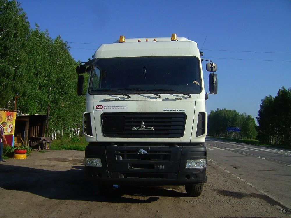 Седельный тягач МАЗ 6430В9 модификации 1420-020 3
