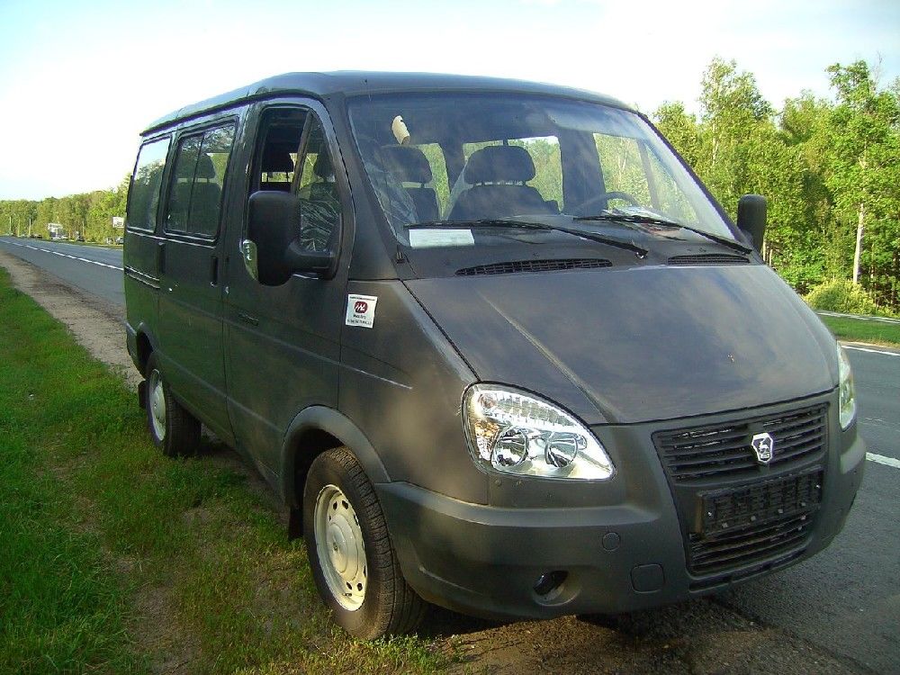 Автомобиль ГАЗ-22171 Баргузин 1