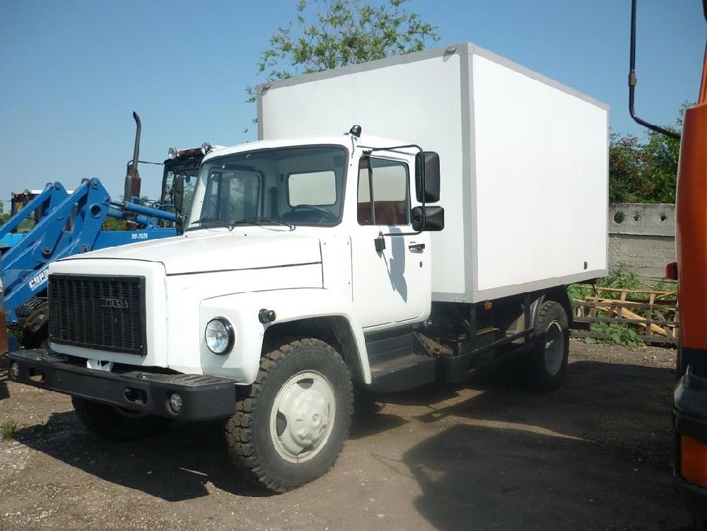 Промтоварный фургон ГАЗ 3309 (ГАЗ 33098)