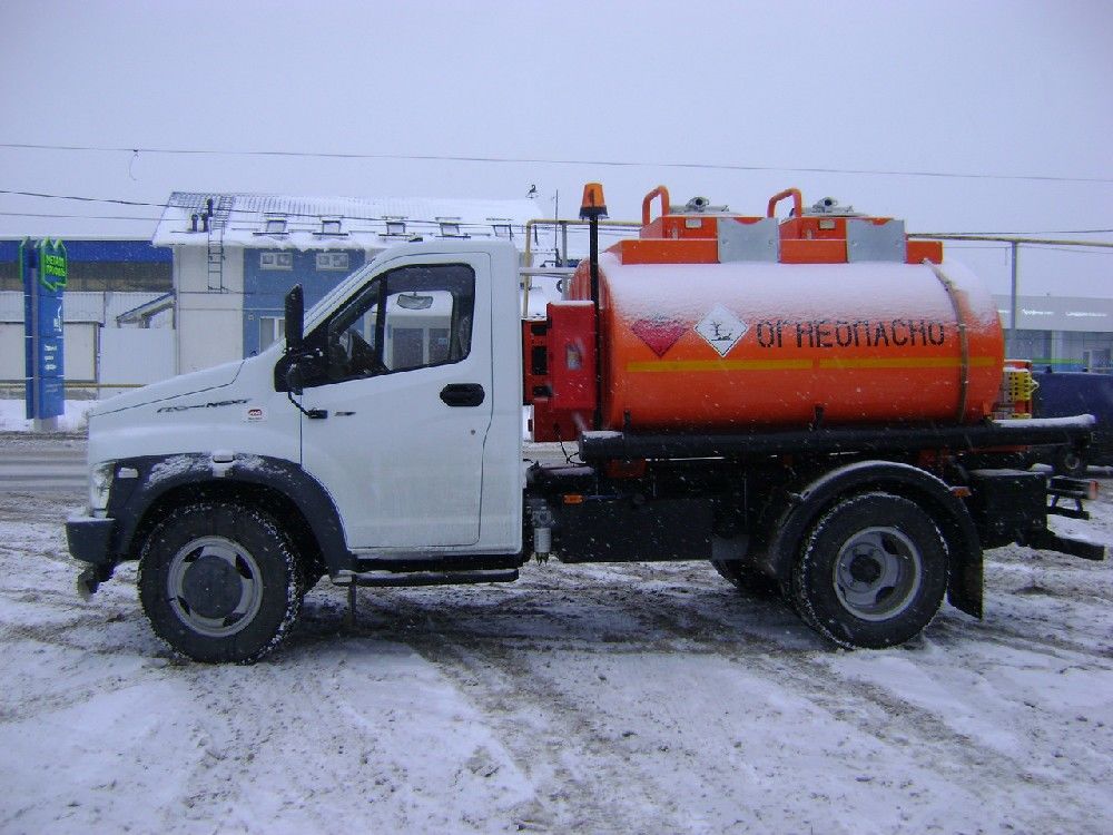 Топливозаправщик АТЗ-5,3 на шасси ГАЗ NEXT 3
