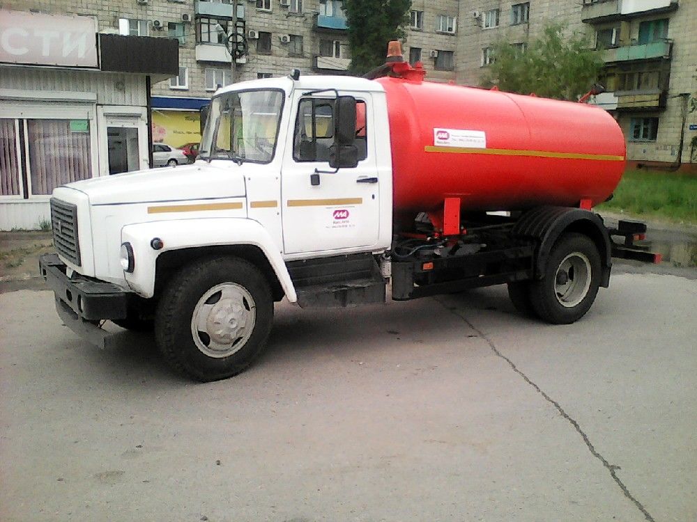 Вакуумная машина на шасси ГАЗ-33098 (ГАЗ-САЗ 39014)