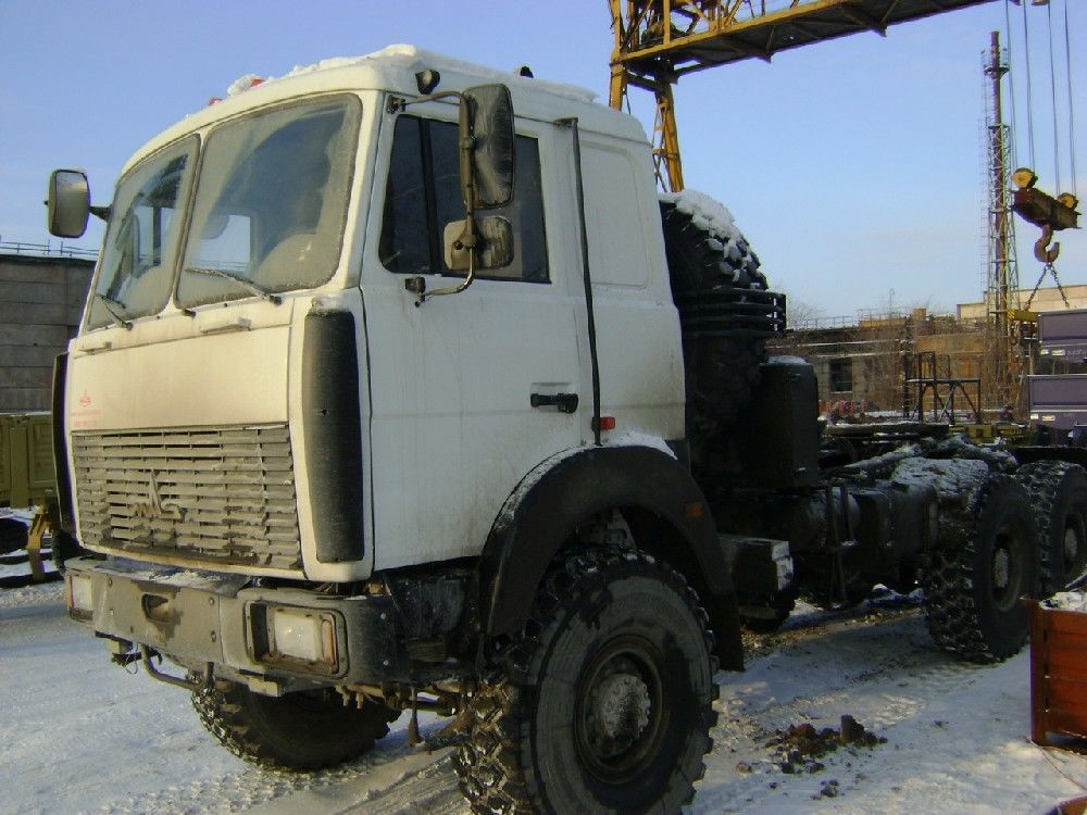 Седельный тягач МАЗ 642524-551-051 (6х6) 1