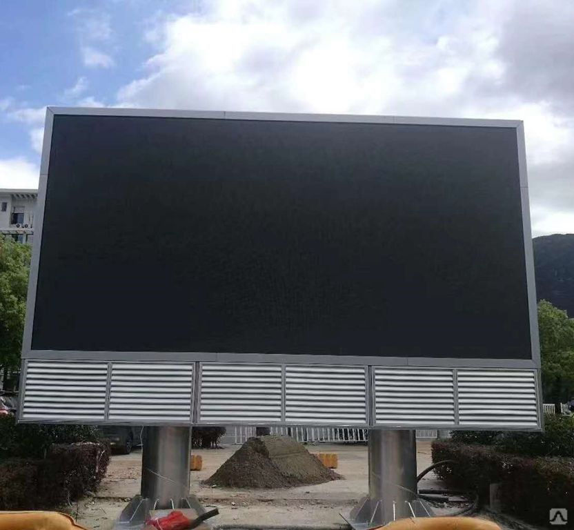 Светодиодный уличный экран Мегасайт P10 размер 12,16Х5,12 = 62,2592 кв.м