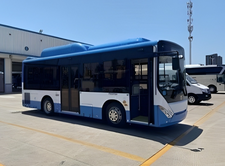 Автобус городской Zhong-Tong LCK6125HGAN 60 мест, средний класс, АКПП, баллоны 5х120 л 1