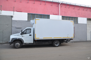 Промтоварный фургон ГАЗ Некст С гидробортом на 1000 кг 