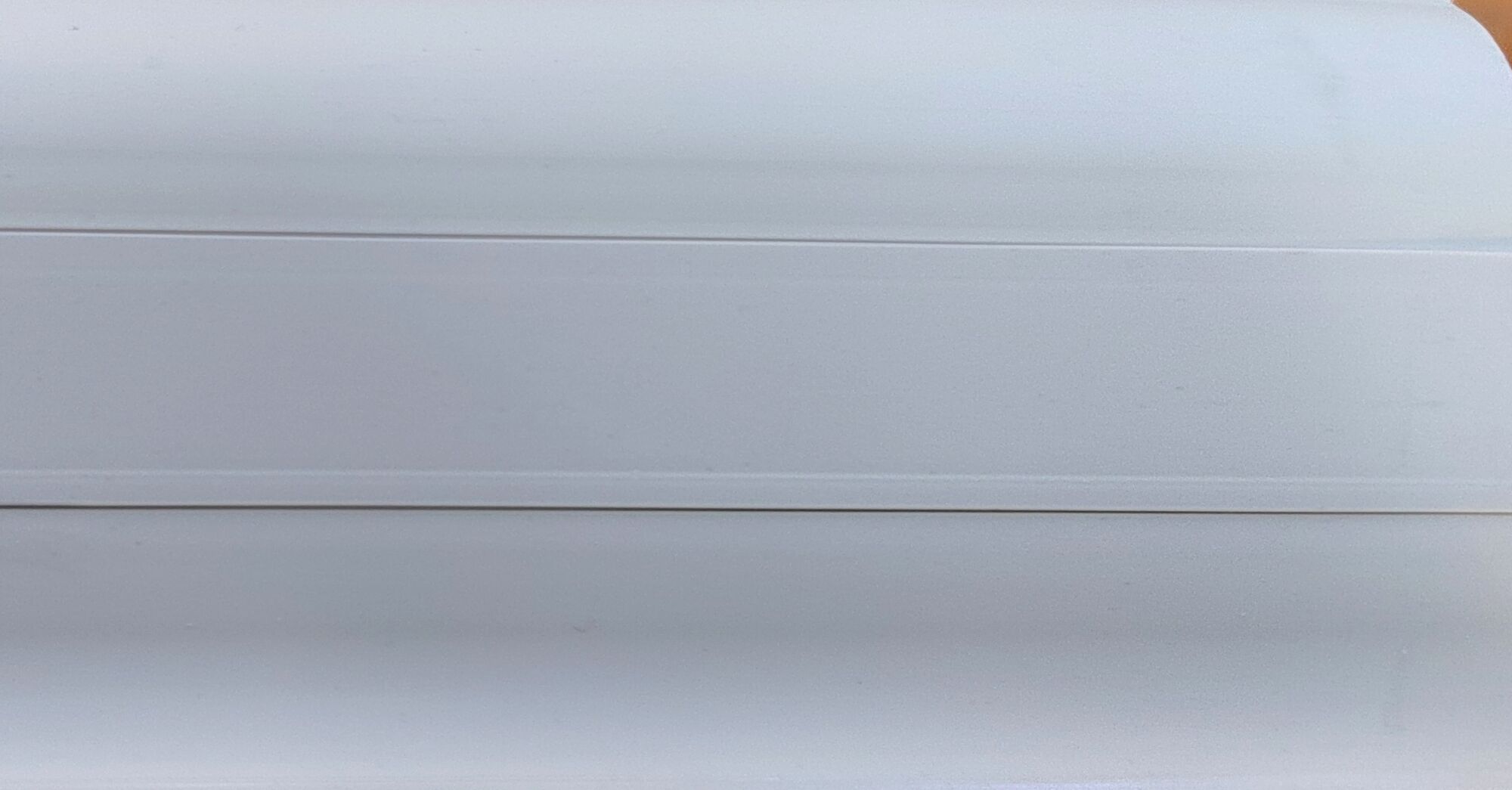 Плинтус напольный белый матовый 58 мм 2.5 метра.цвет 834 Вимар