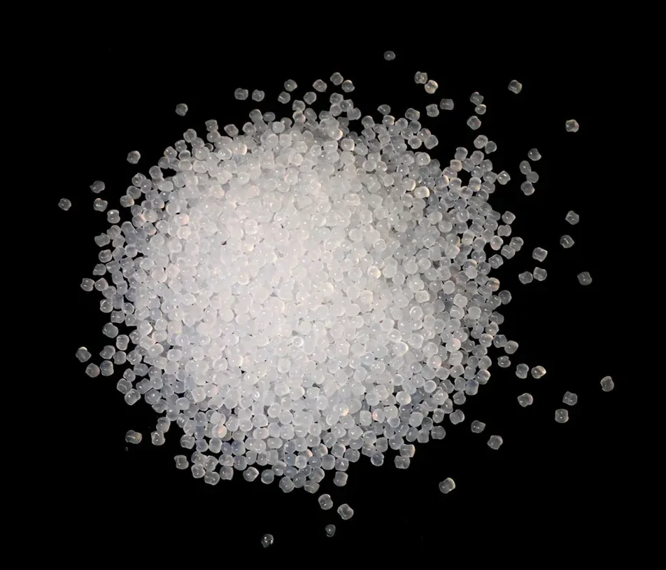 Винилацетат используется в качестве мономера для получения полимеров и сополимеров,