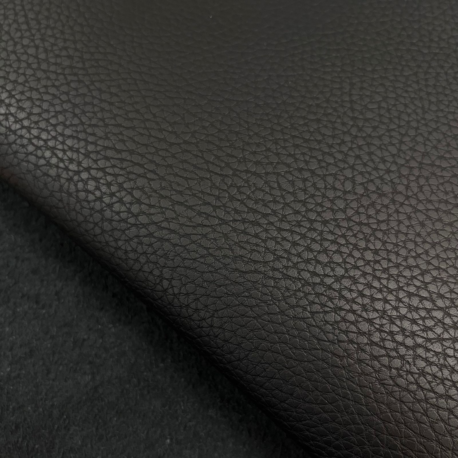 Искусственная кожа с ПУ-покрытием и коллагеновыми волокнами 003, 1.5мм, чёрный